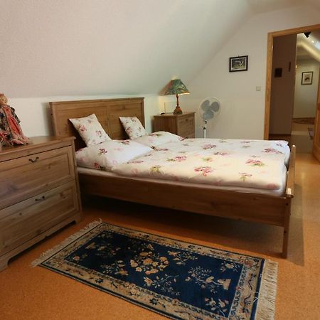 Ehm Family Resort Mesteri Екстериор снимка
